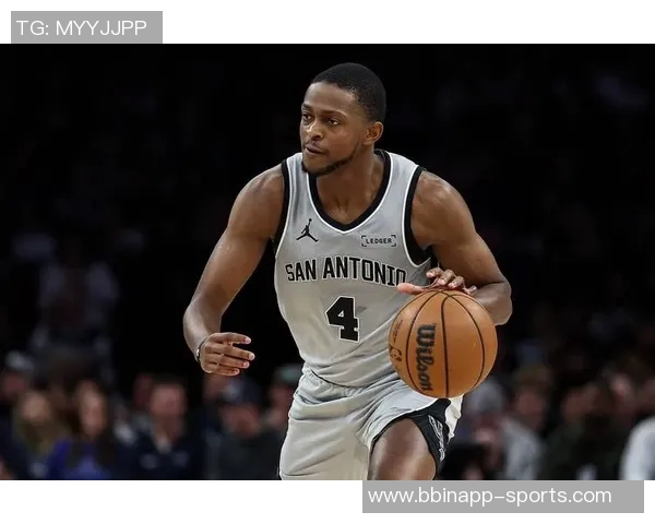 福克斯大放异彩单场28分11助助球队逆转文班缺阵的困境